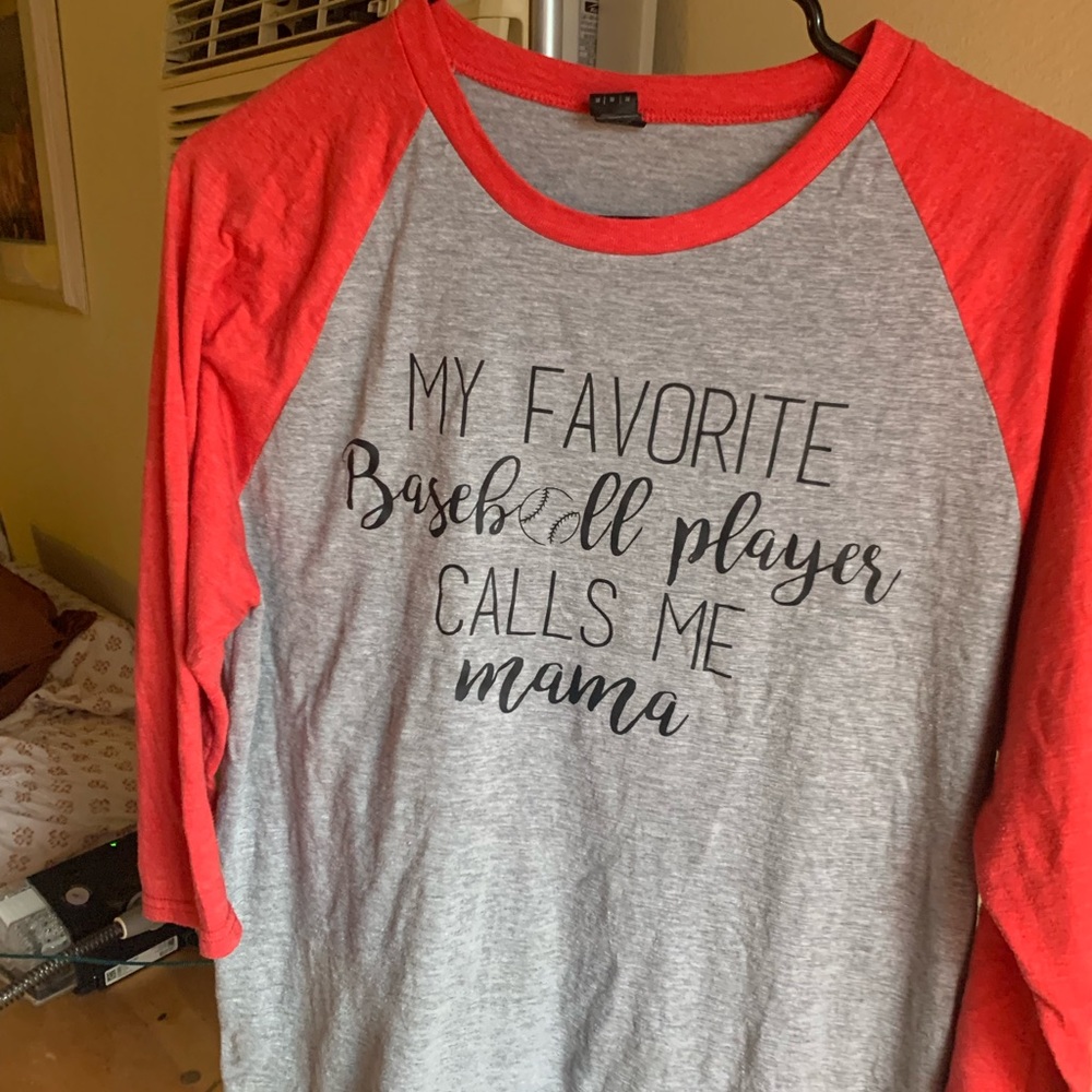 Mom’s baseball jersey - Medium